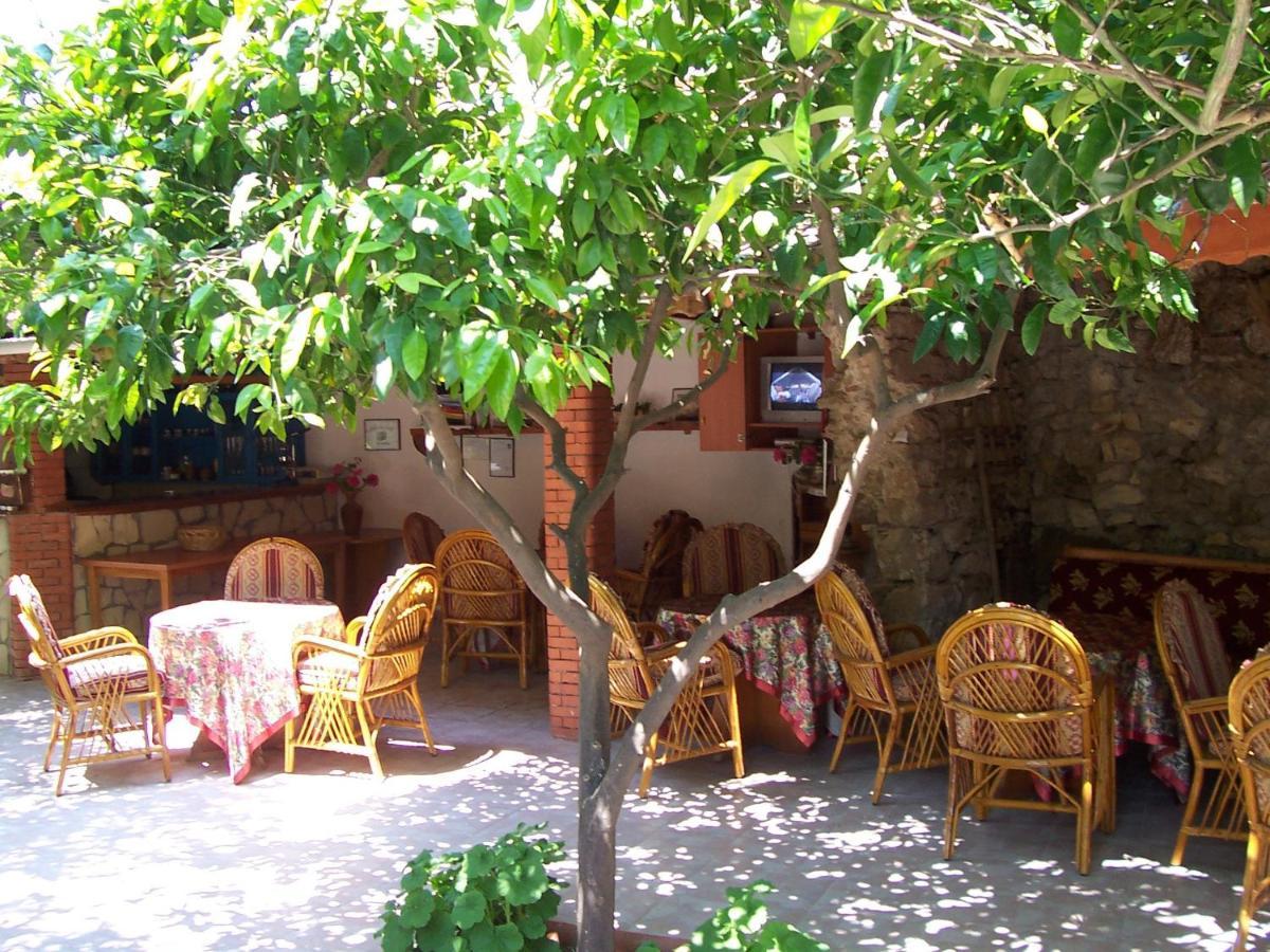 Nar Butik Otel Side Bagian luar foto
